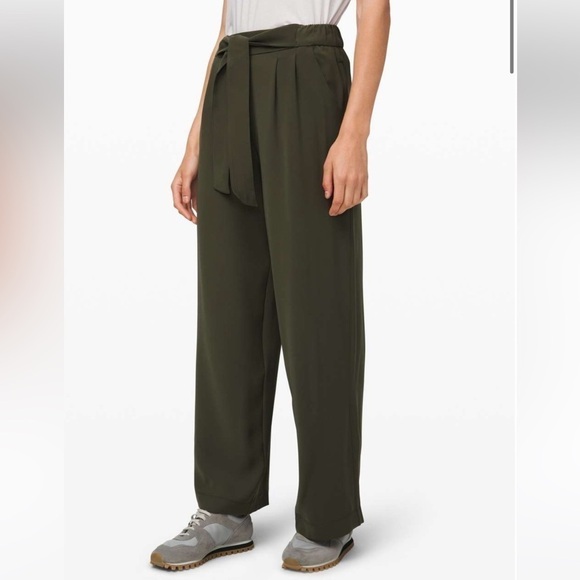 Lululemon Noir Pant Dark Olive size 6 - Picture 14 of 16